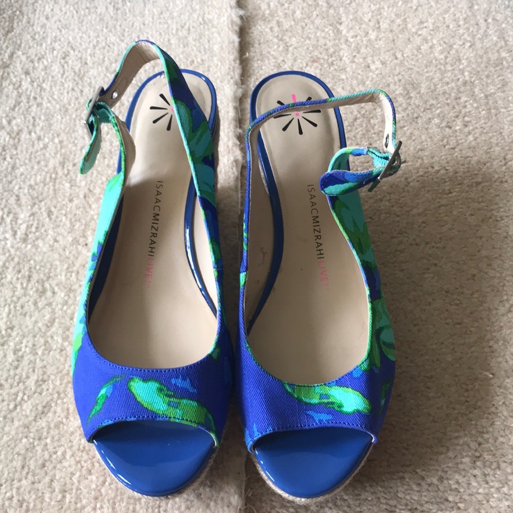 Blue floral wedge